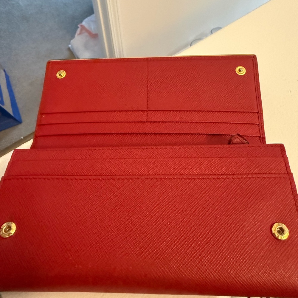Prada Red Saffiano Leather Clutch with Gold Logo - Picture 2 of 5
